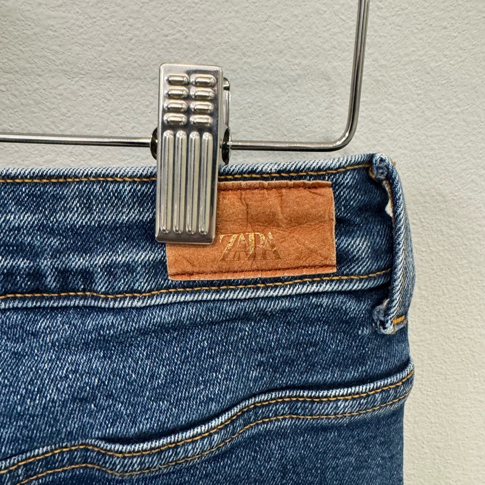 ZARA jeans 👖 Like New!